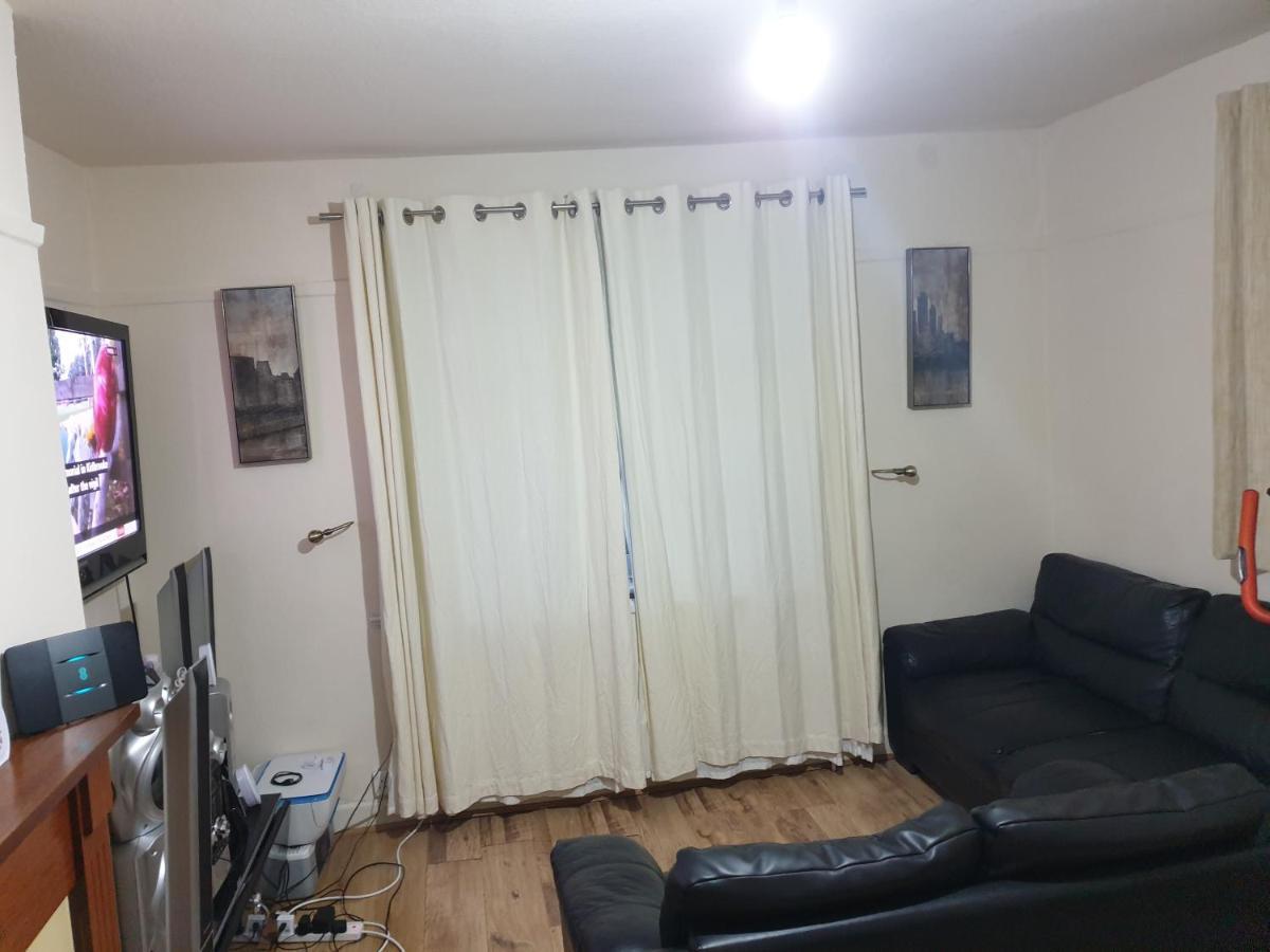 מנצ'סטר Splendid 4Bedrooms Shared Home מראה חיצוני תמונה