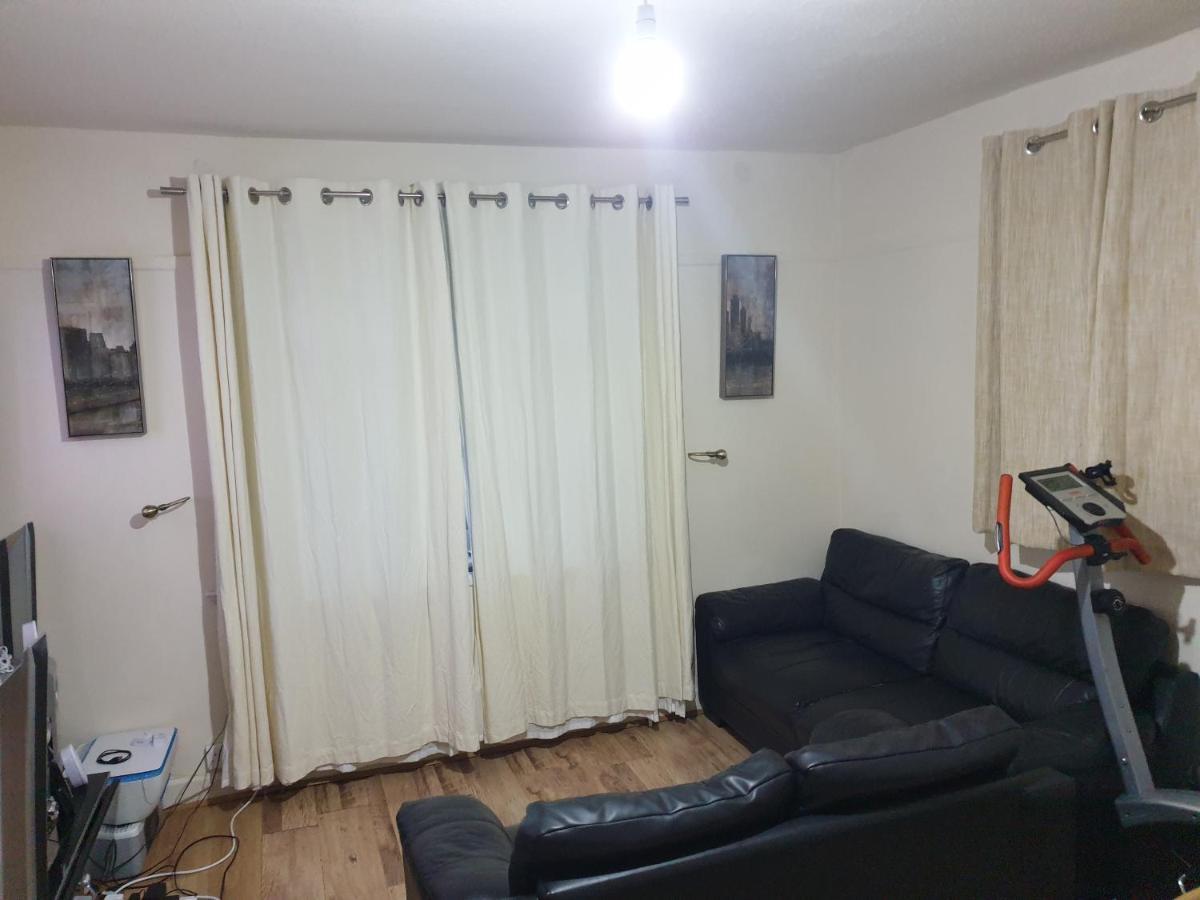 מנצ'סטר Splendid 4Bedrooms Shared Home מראה חיצוני תמונה