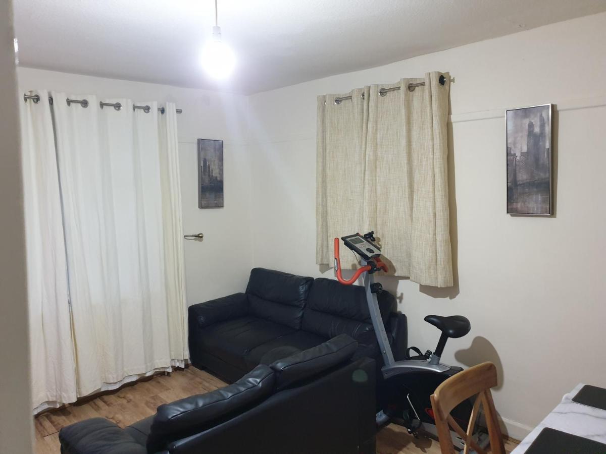 מנצ'סטר Splendid 4Bedrooms Shared Home מראה חיצוני תמונה
