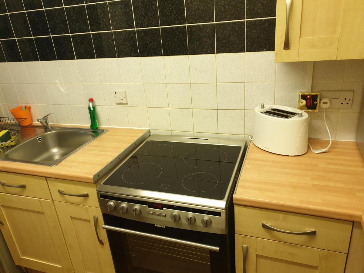 מנצ'סטר Splendid 4Bedrooms Shared Home מראה חיצוני תמונה