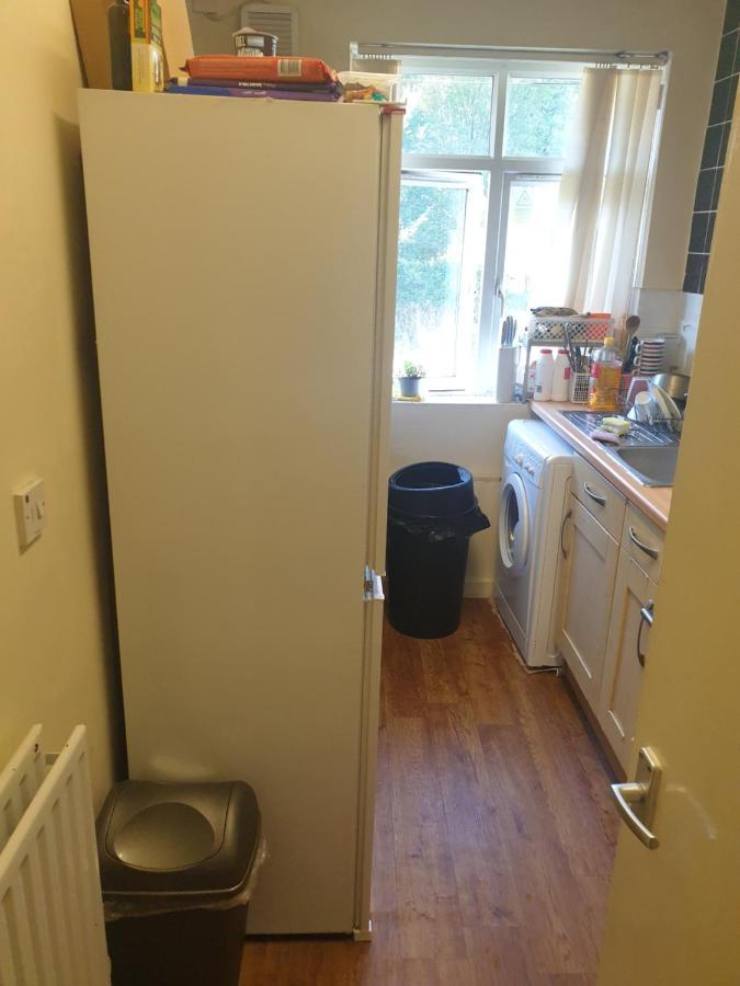 מנצ'סטר Splendid 4Bedrooms Shared Home מראה חיצוני תמונה
